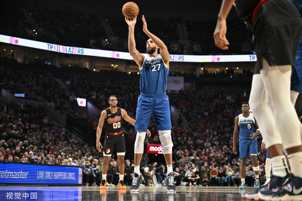 反而強硬地 反而強硬地